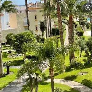 Apartamento 1ra Linea Playa Zahara Atlanterra Piscina Parking, Zahara de los Atunes